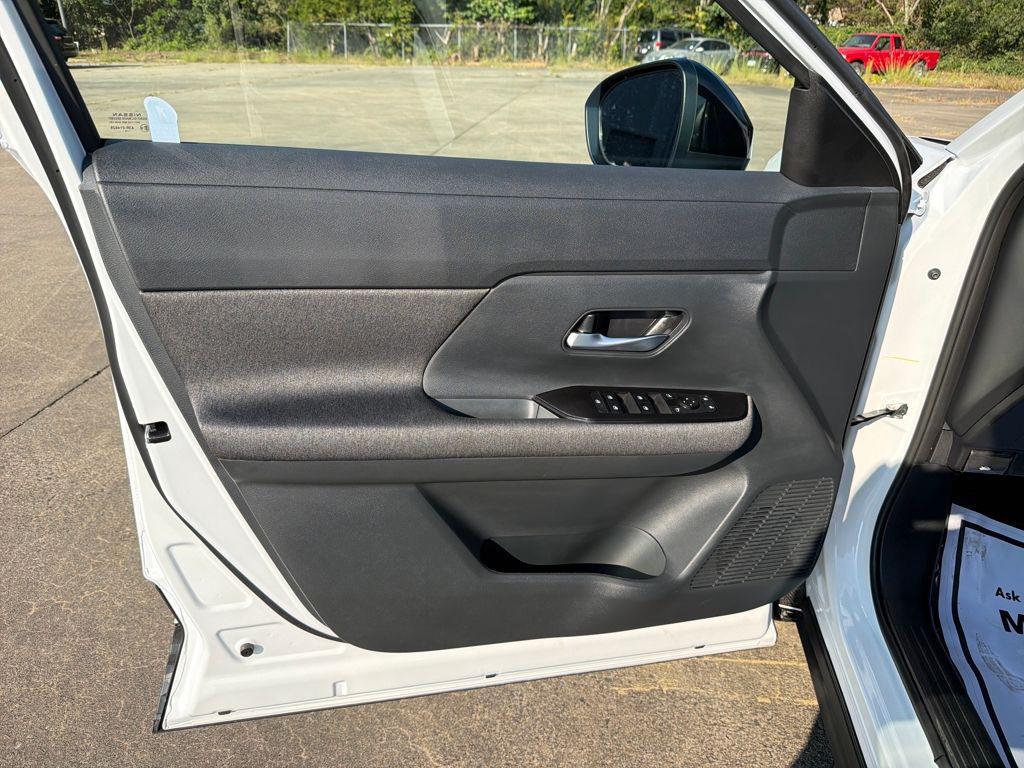 new 2026 Nissan Kicks car, priced at $26,460