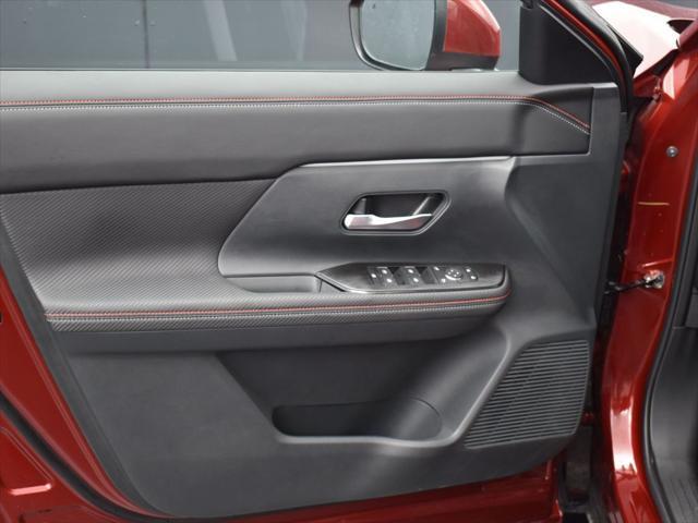 new 2025 Nissan Kicks car, priced at $26,997