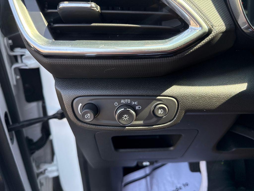 used 2021 Chevrolet TrailBlazer car, priced at $19,240