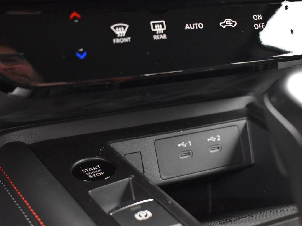new 2025 Nissan Kicks car, priced at $25,146