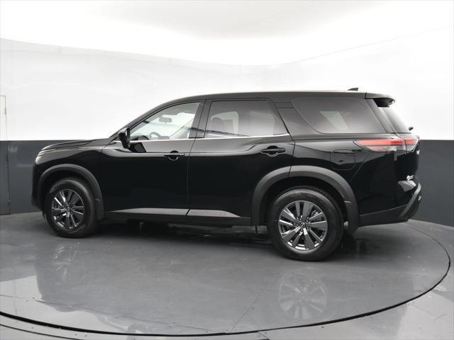 new 2025 Nissan Pathfinder car, priced at $34,585