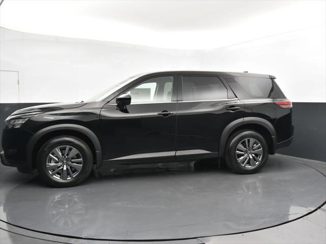 new 2025 Nissan Pathfinder car, priced at $34,585