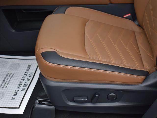 new 2025 Nissan Pathfinder car, priced at $46,863
