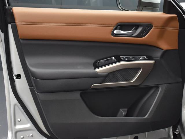 new 2025 Nissan Pathfinder car, priced at $46,863