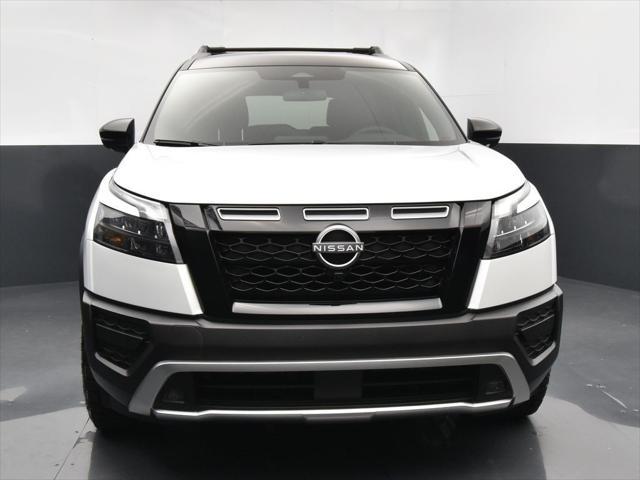 new 2025 Nissan Pathfinder car, priced at $40,997
