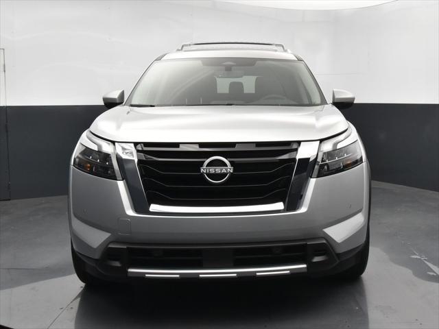 new 2025 Nissan Pathfinder car, priced at $43,097