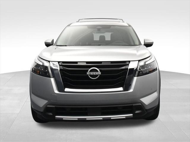 new 2025 Nissan Pathfinder car, priced at $44,075