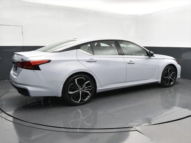 new 2025 Nissan Altima car, priced at $27,997