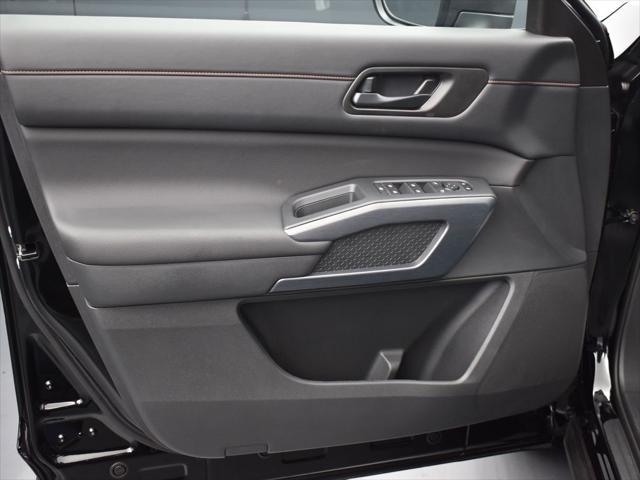 new 2025 Nissan Pathfinder car, priced at $40,997