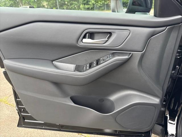 new 2025 Nissan Rogue car, priced at $28,303