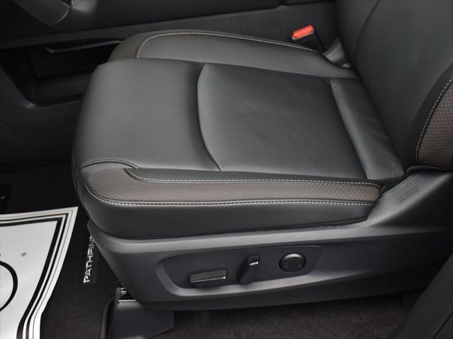 new 2025 Nissan Pathfinder car, priced at $40,499