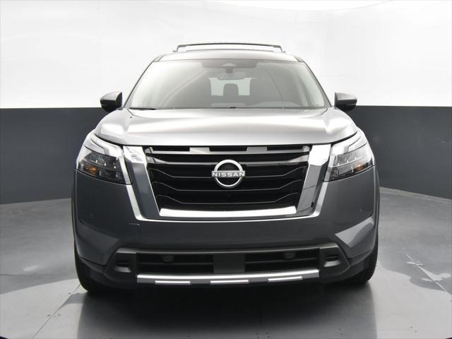 new 2025 Nissan Pathfinder car, priced at $40,499