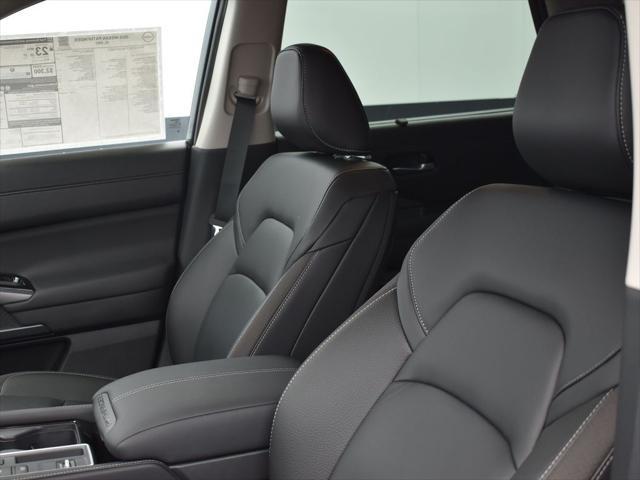 new 2025 Nissan Pathfinder car, priced at $40,499