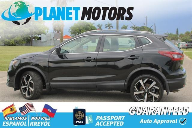 used 2020 Nissan Rogue Sport car, priced at $13,099