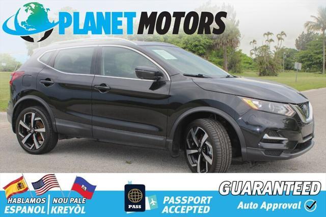 used 2020 Nissan Rogue Sport car, priced at $13,099