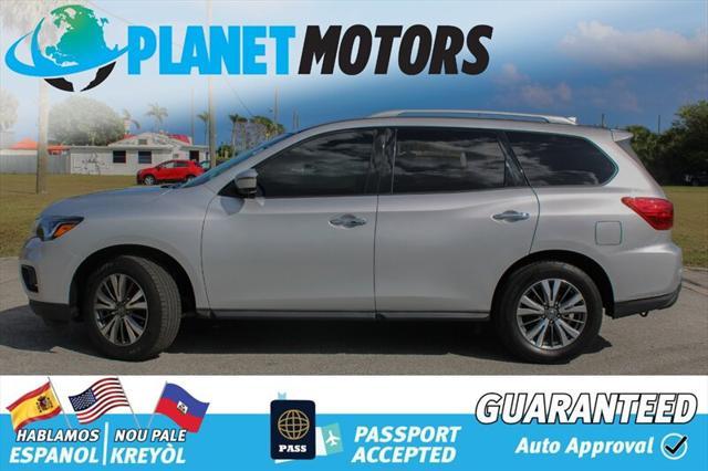 used 2020 Nissan Pathfinder car, priced at $16,099