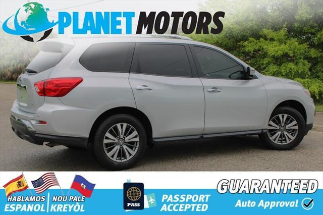 used 2020 Nissan Pathfinder car, priced at $15,599