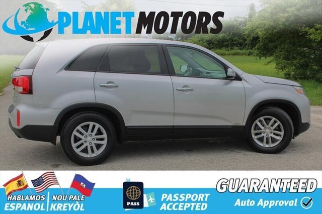 used 2015 Kia Sorento car, priced at $7,899