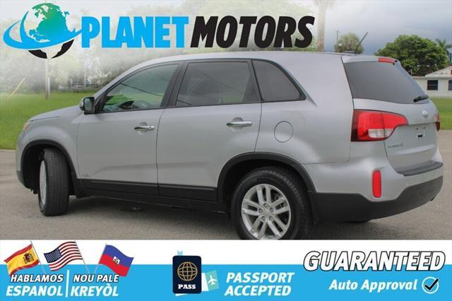 used 2015 Kia Sorento car, priced at $7,899