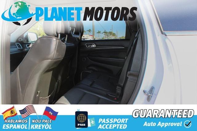 used 2017 Jeep Grand Cherokee car, priced at $18,299