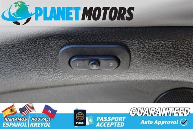 used 2017 Jeep Grand Cherokee car, priced at $18,299