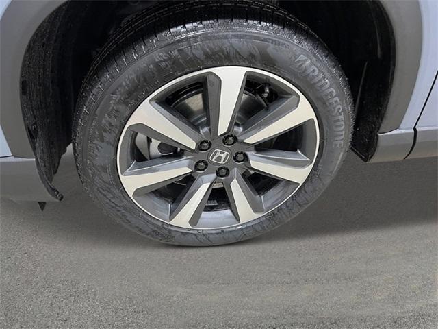 new 2025 Honda Pilot car, priced at $51,550