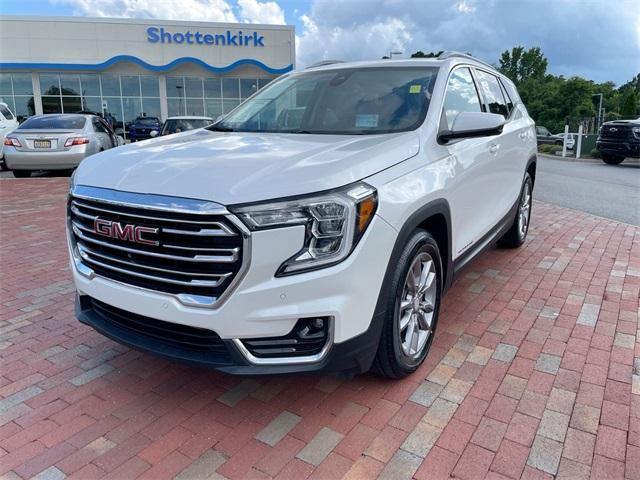 used 2022 GMC Terrain car, priced at $23,765