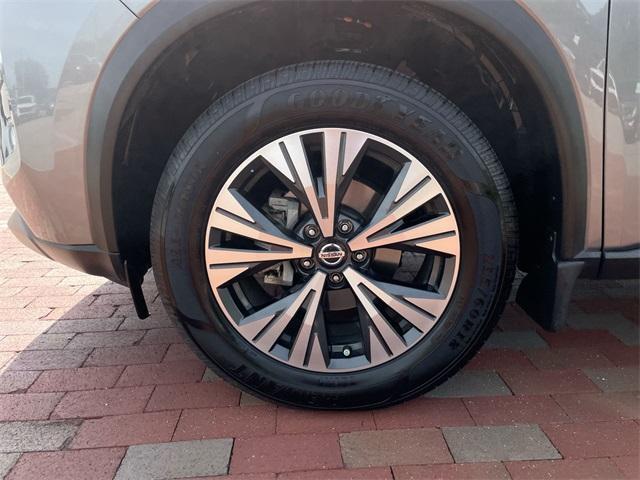 used 2021 Nissan Rogue car, priced at $19,549