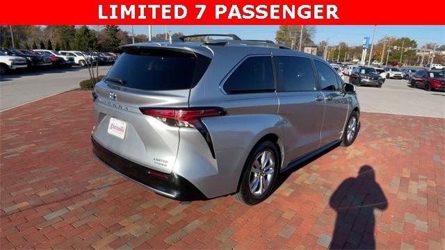 used 2021 Toyota Sienna car, priced at $39,988