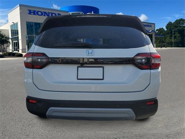 new 2025 Honda Pilot car, priced at $45,450