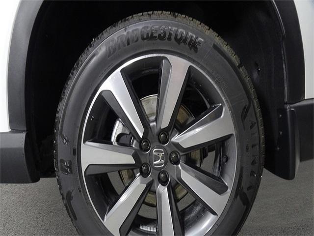 new 2025 Honda Pilot car, priced at $52,280