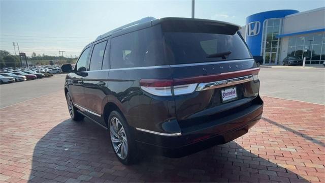 used 2023 Lincoln Navigator car, priced at $57,989