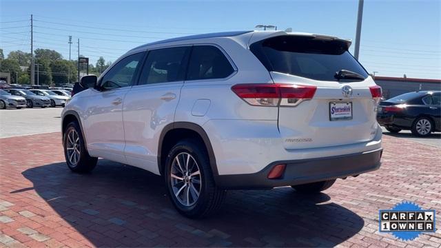 used 2017 Toyota Highlander car, priced at $20,994