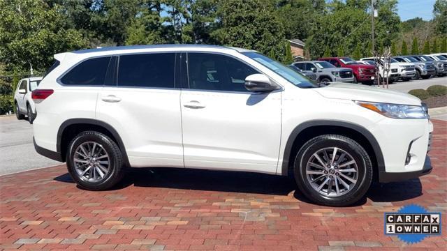 used 2017 Toyota Highlander car, priced at $20,994