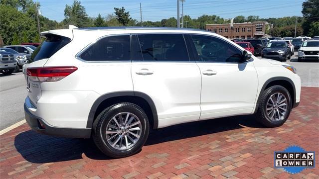 used 2017 Toyota Highlander car, priced at $20,994