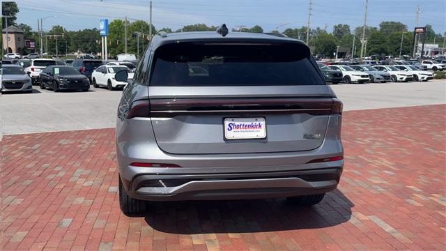 used 2024 Lincoln Nautilus car, priced at $57,579