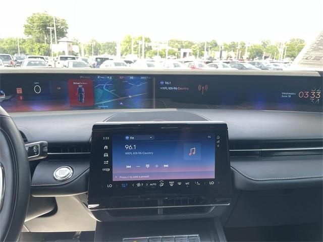 used 2024 Lincoln Nautilus car, priced at $57,579