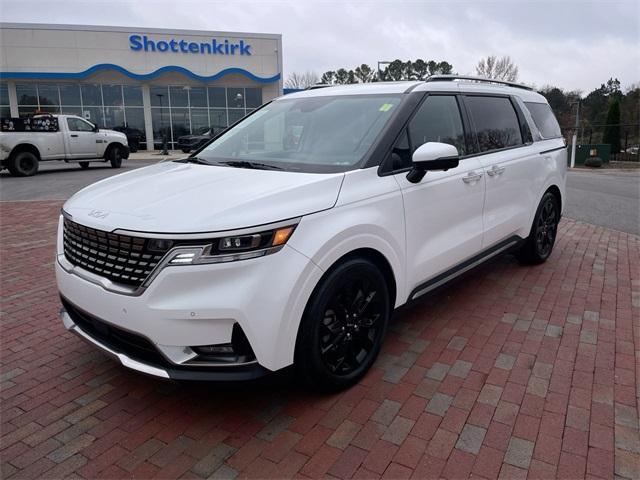 used 2023 Kia Carnival car, priced at $37,996