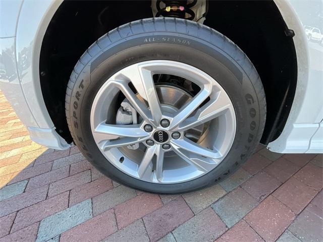 used 2024 Audi Q3 car, priced at $32,334