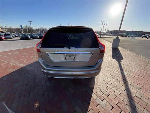 used 2015 Volvo XC60 car, priced at $15,325