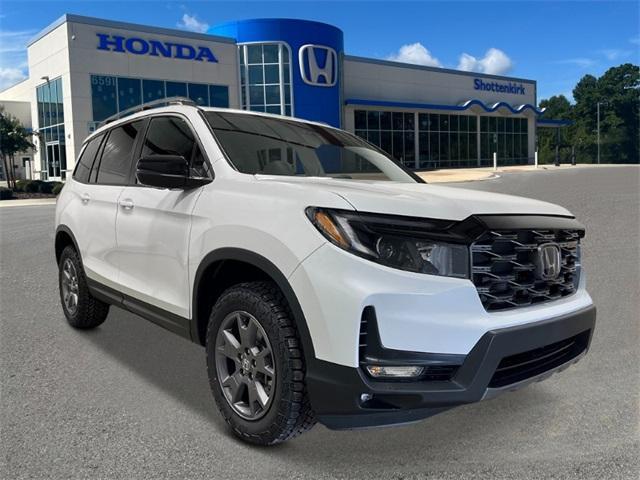 new 2025 Honda Passport car, priced at $43,605