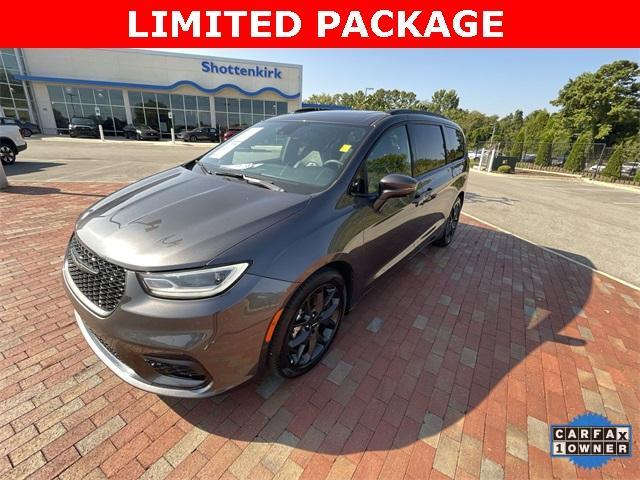 used 2022 Chrysler Pacifica car, priced at $31,988