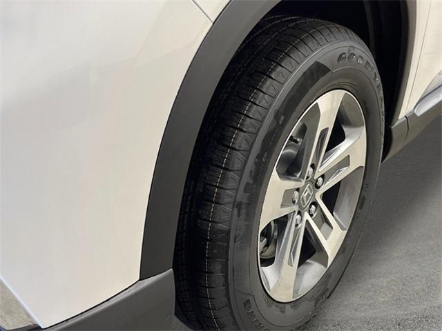 new 2025 Honda Pilot car, priced at $48,280