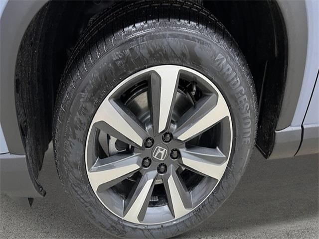 new 2025 Honda Pilot car, priced at $52,235