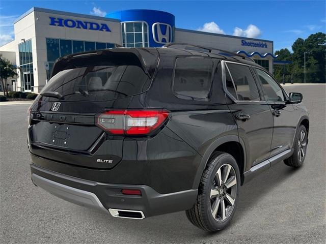 new 2025 Honda Pilot car, priced at $54,475