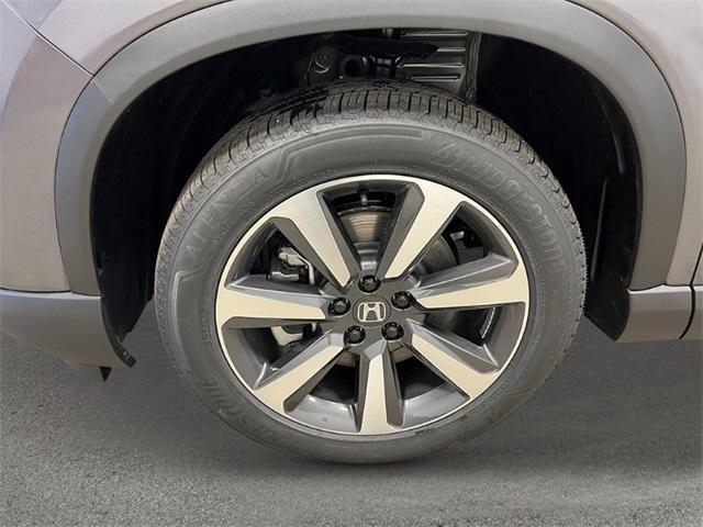 new 2025 Honda Pilot car, priced at $54,530