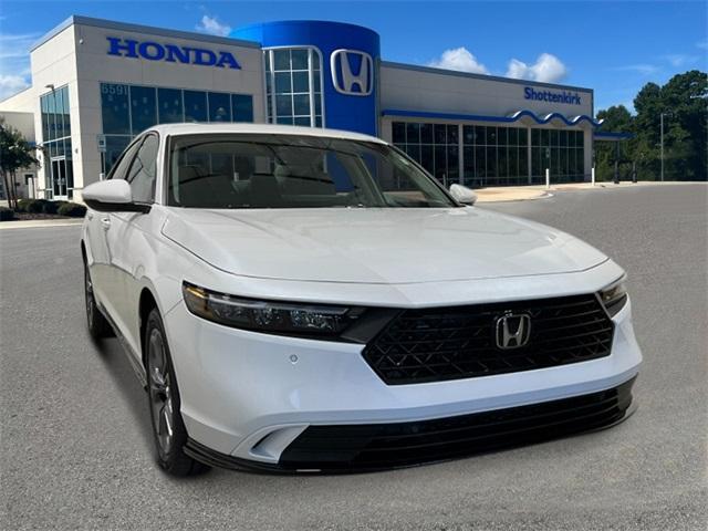 new 2025 Honda Accord Hybrid car, priced at $36,490