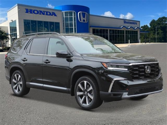 new 2025 Honda Pilot car, priced at $48,895