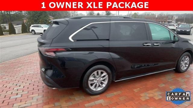 used 2023 Toyota Sienna car, priced at $41,988