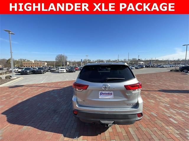 used 2019 Toyota Highlander car, priced at $26,658